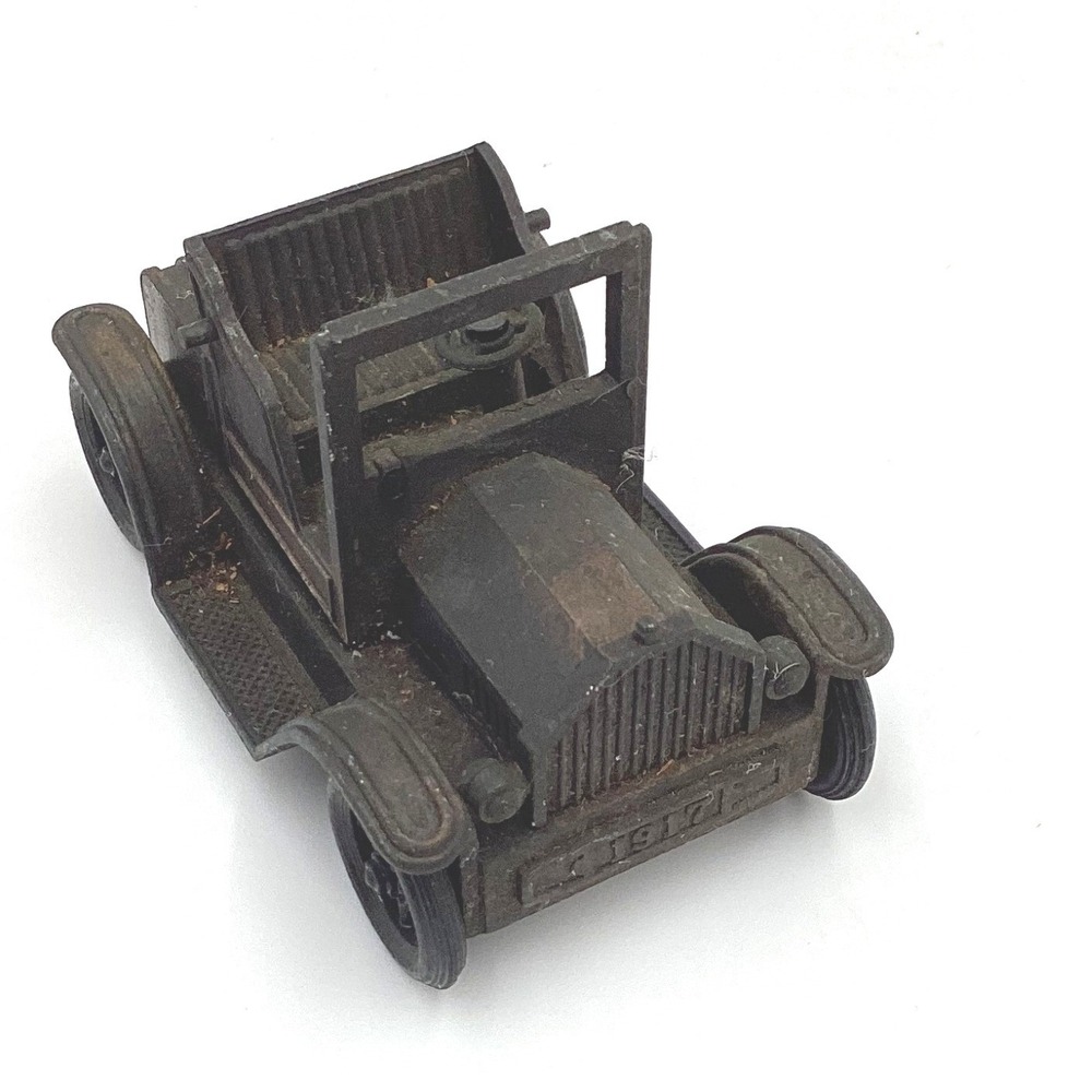 Vintage Diecast Metal 1917 Antique Car Pencil Sharpener Bronze Tone Miniature‎